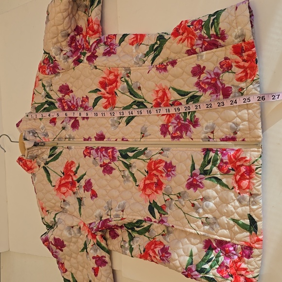 Lands' End Women's Quilted Floral Jacket Lightweight Coat  Ivory Green SZ Medium - Picture 11 of 15